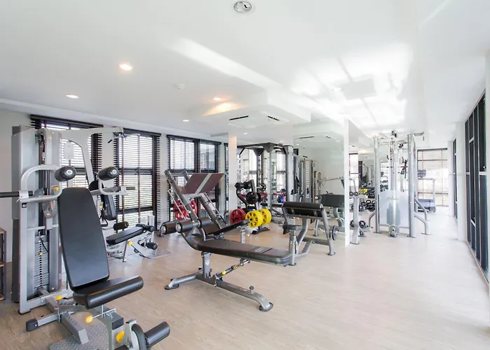 Green View Chic Apartment At 6Th Avenue C416 Surin Residence With Scenic Rooftop Pool