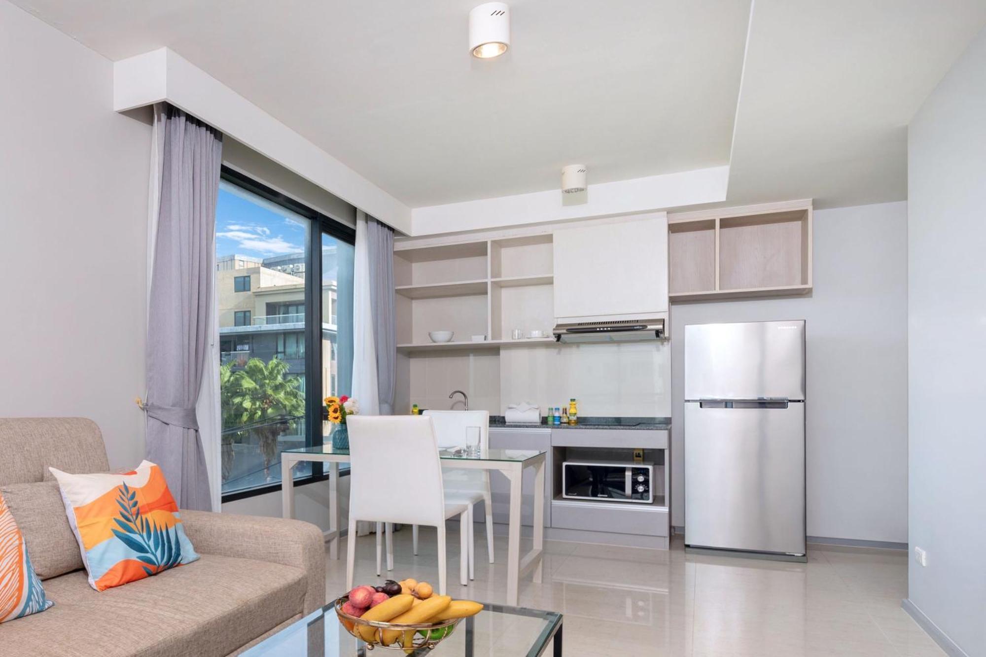 Apartment View Chic At 6th Avenue C416 Surin With Scenic Rooftop Pool *